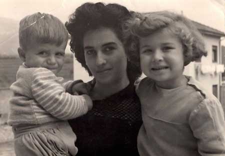 jerry, mamma e sorella
